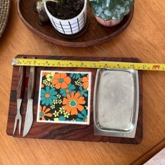 Vintage Cheese Charcuterie Board Appetizer - Picture 4 of 9